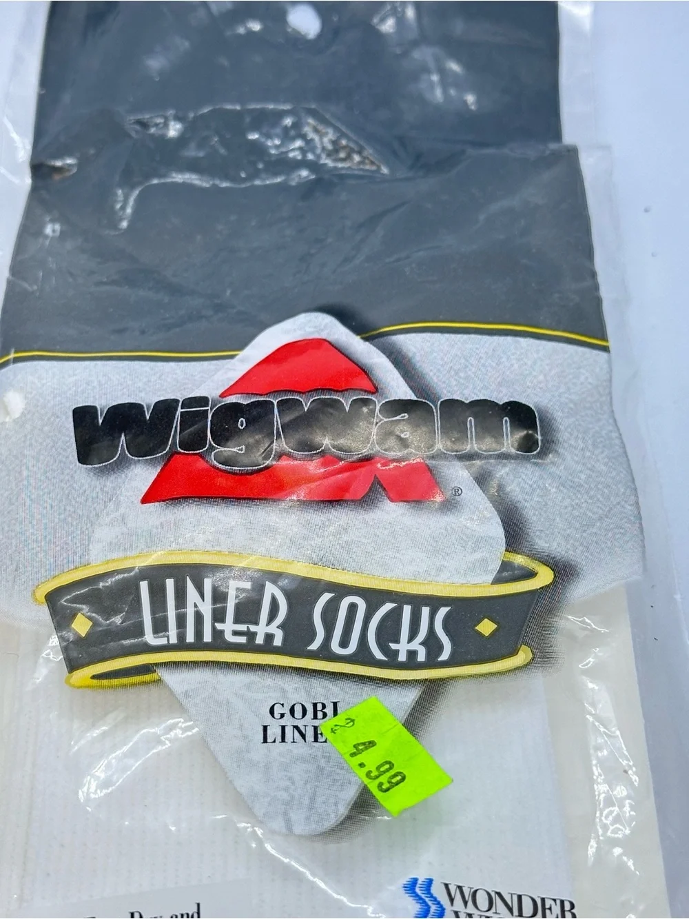NOS Wigwam Gobi Liner Ultralight Socks F2153 LG White No Blisters Wonder Wick